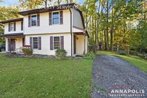 featured image of 1303 Old Pine Ct