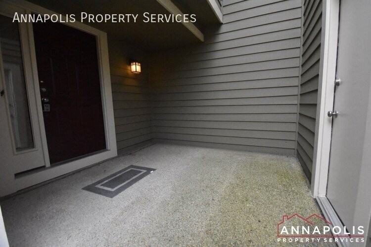 2817 Pennypond Ln N - Photo 4 of 27