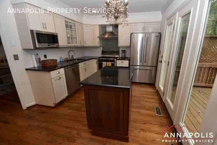 2817 Pennypond Ln N - Photo 5 of 27