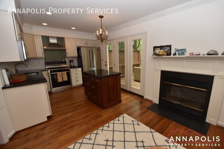2817 Pennypond Ln N - Photo 6 of 27