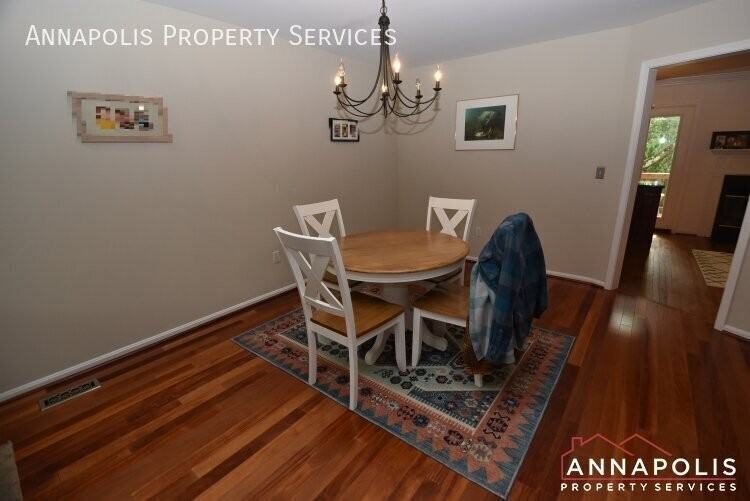 2817 Pennypond Ln N - Photo 7 of 27
