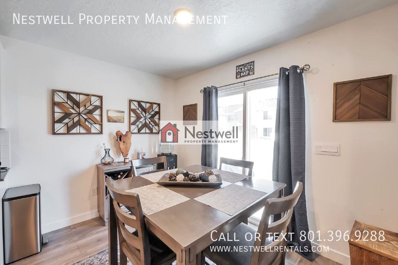 938 W Fox Run Ave - Photo 6 of 25