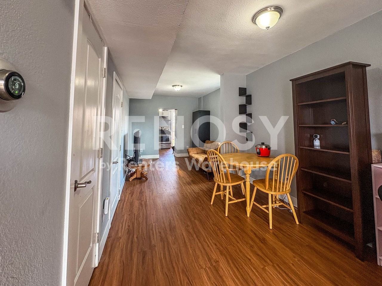 1739 E 35th Ave - Photo 4 of 43