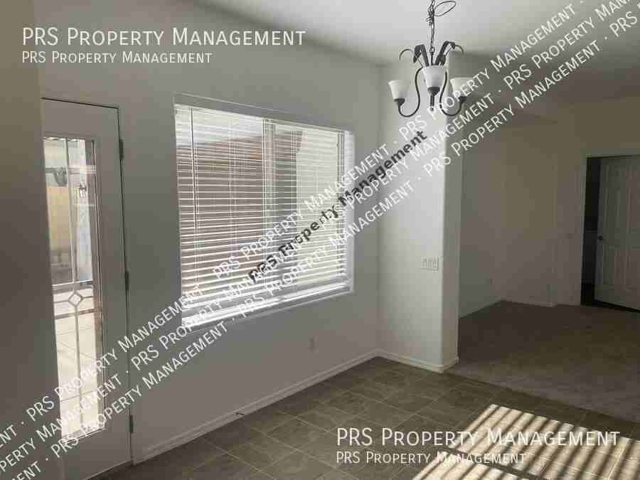 7739 E Butte St - Photo 3 of 23
