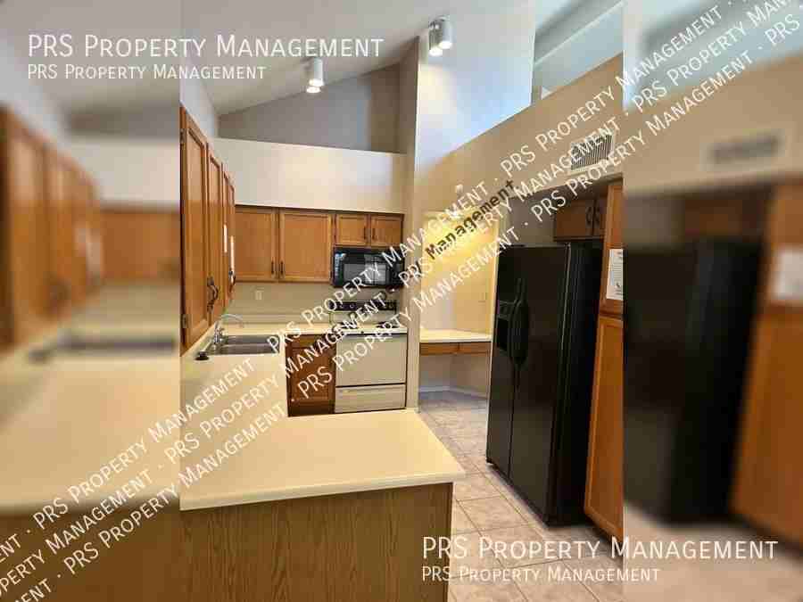 2363 W Comstock Dr - Photo 6 of 25