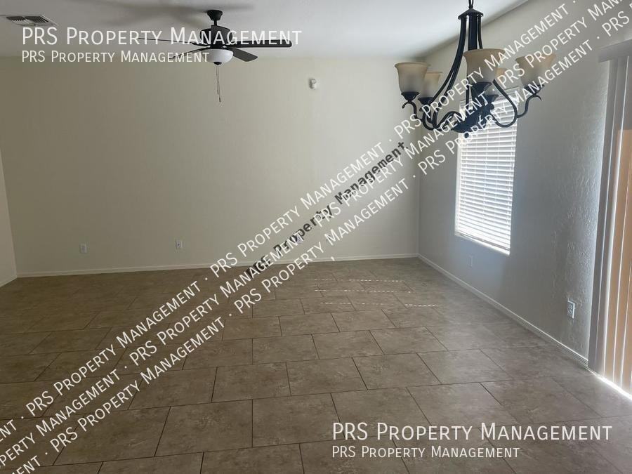 2197 N Arbor Ln - Photo 5 of 14