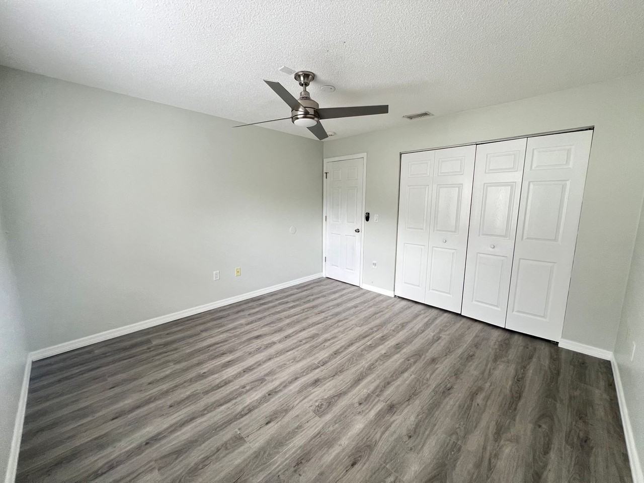 1840 Morrill St - Photo 7 of 13