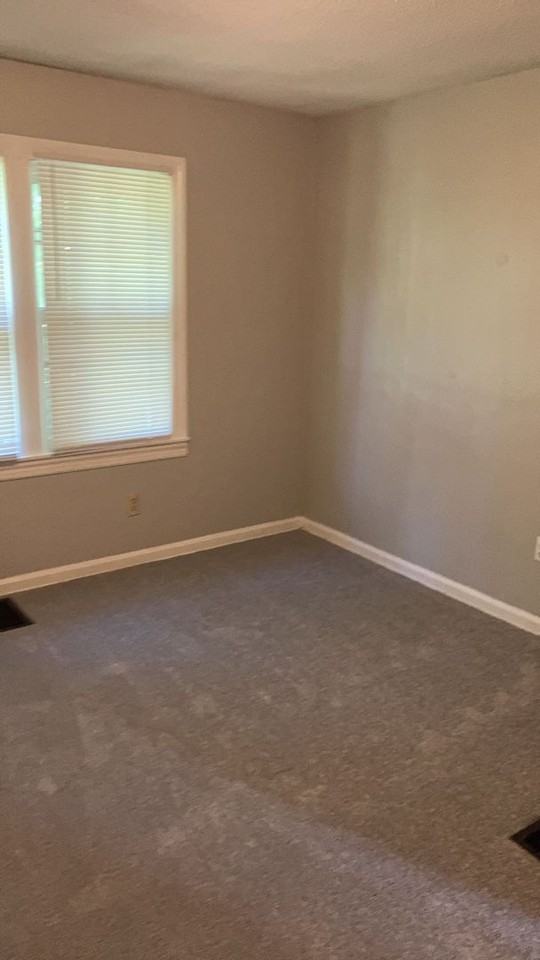 312 S Calvert St - Photo 6 of 16
