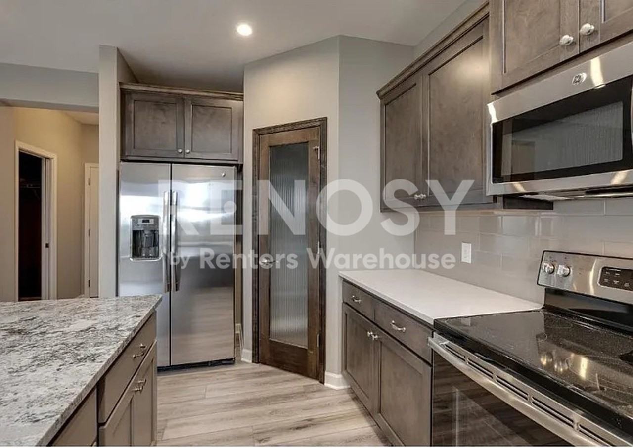 2220 Naples Ave - Photo 6 of 12