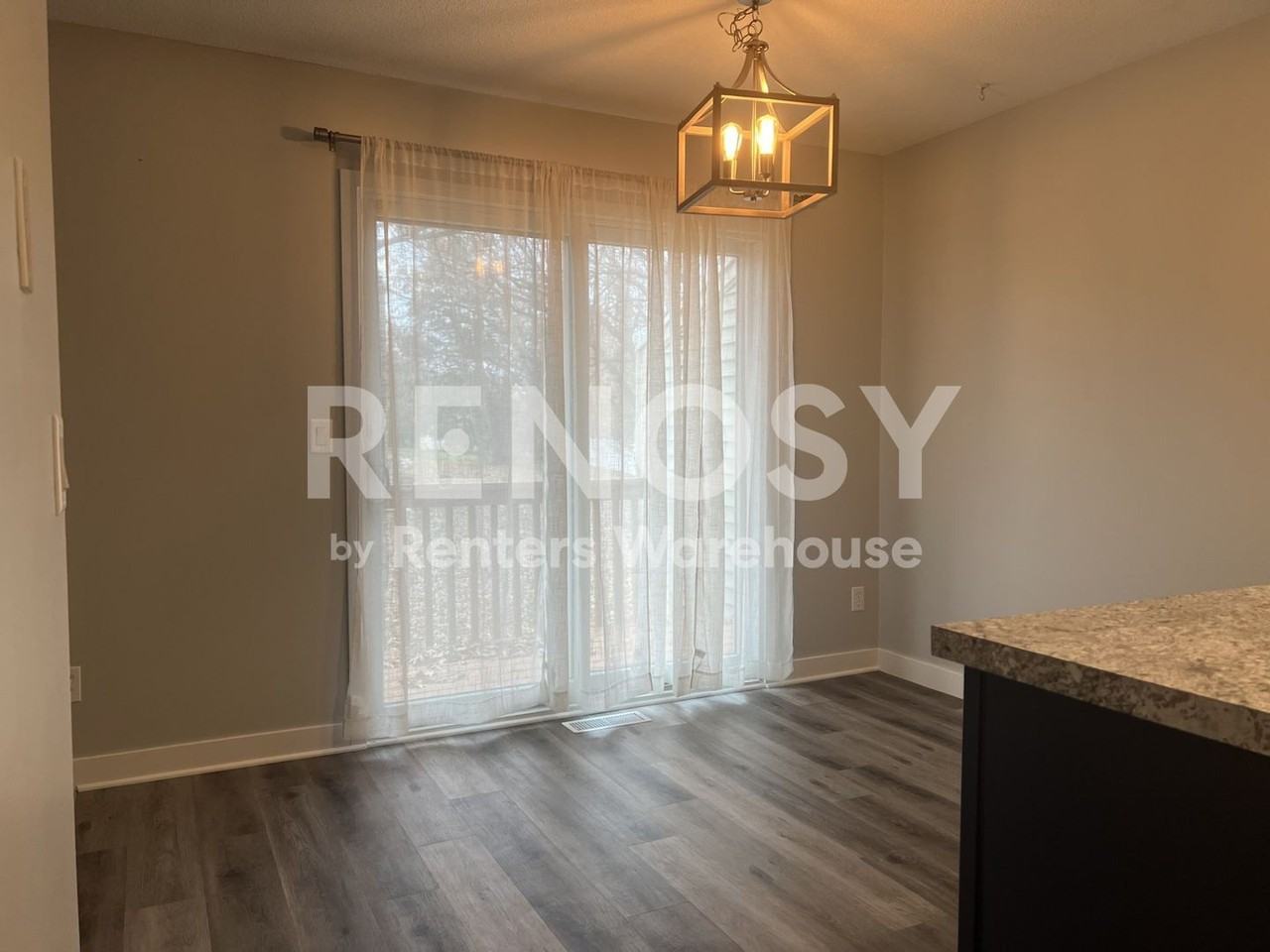 12334 Drake St Nw - Photo 5 of 18
