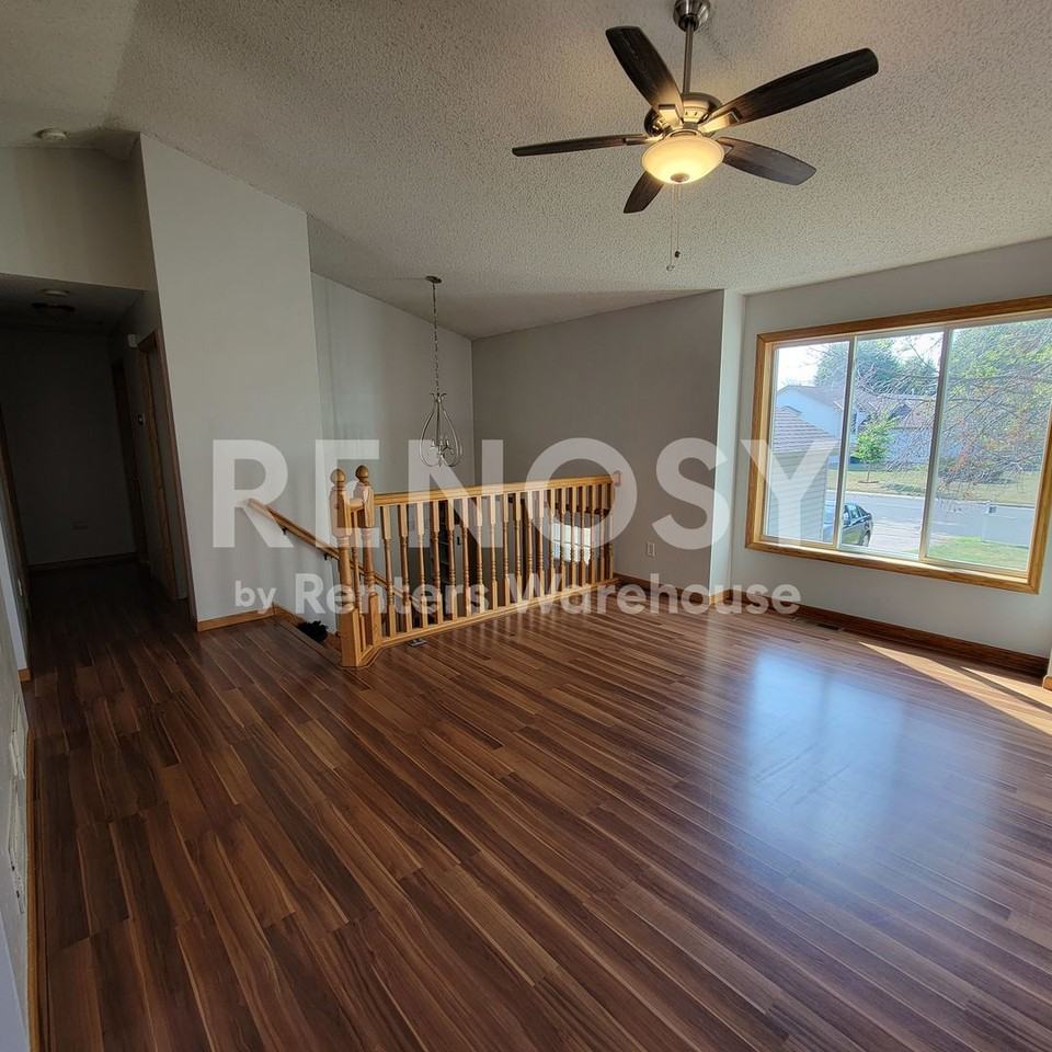 1505 Harvest Ln - Photo 6 of 28
