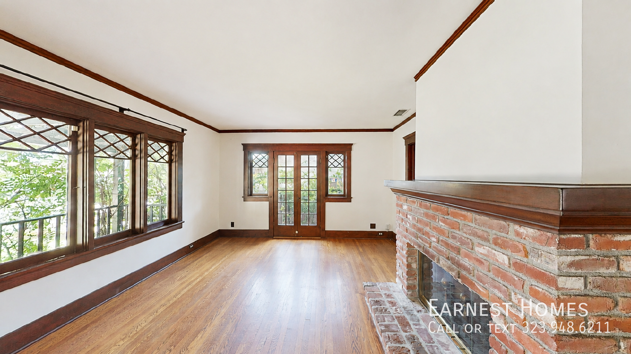 1131 N Wilson Ave - Photo 4 of 24