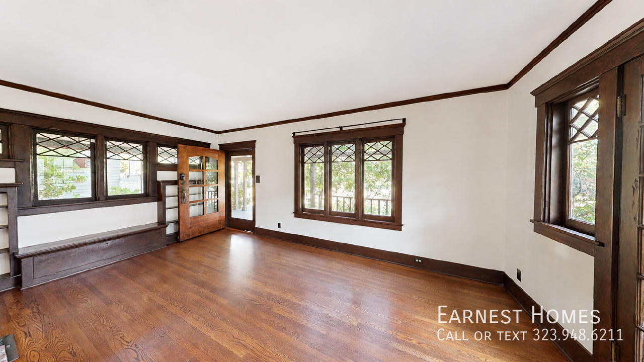 1131 N Wilson Ave - Photo 5 of 24