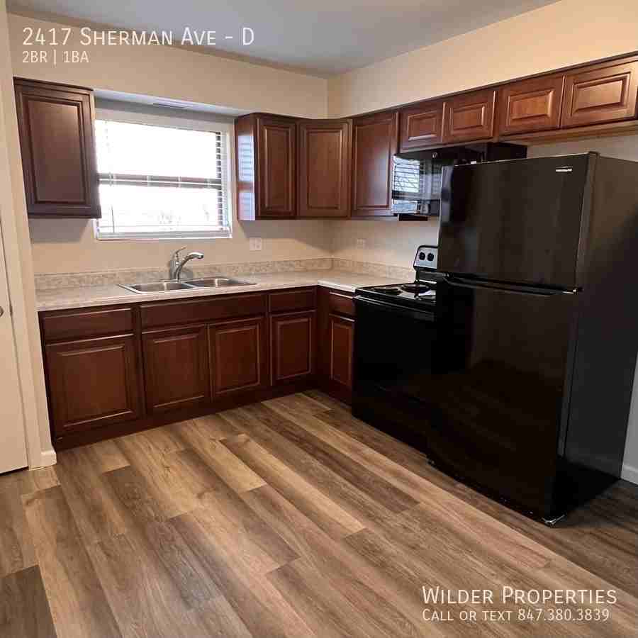 2417 Sherman Ave #D - Photo 2 of 5