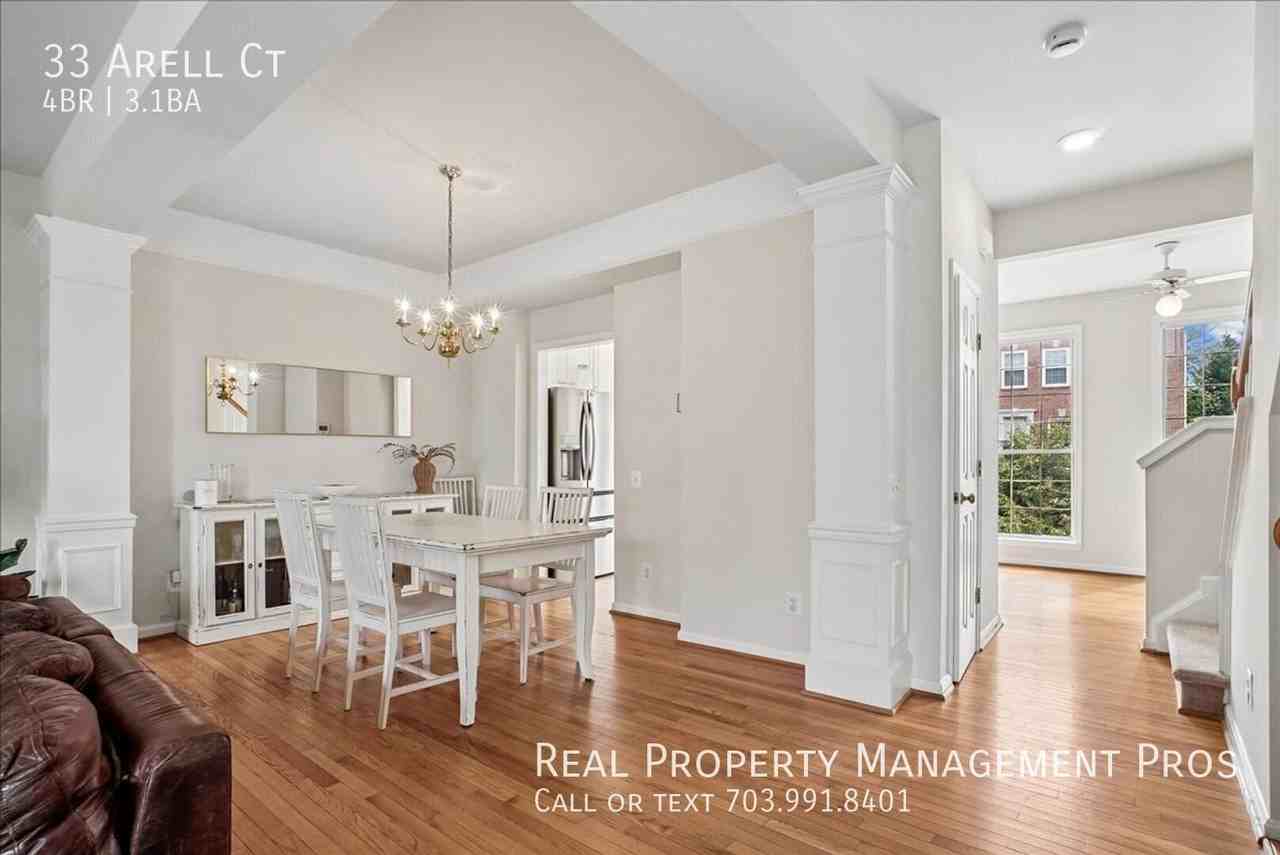 33 Arell Ct - Photo 3 of 35