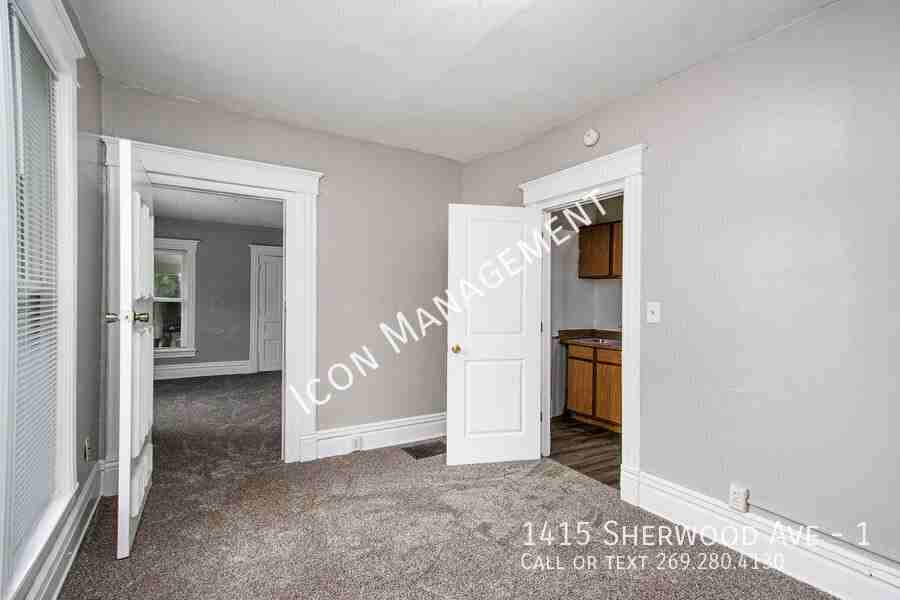1415 Sherwood Ave #1 - Photo 3 of 15