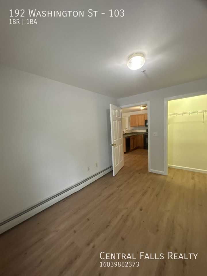 192 Washington St #103 - Photo 5 of 9