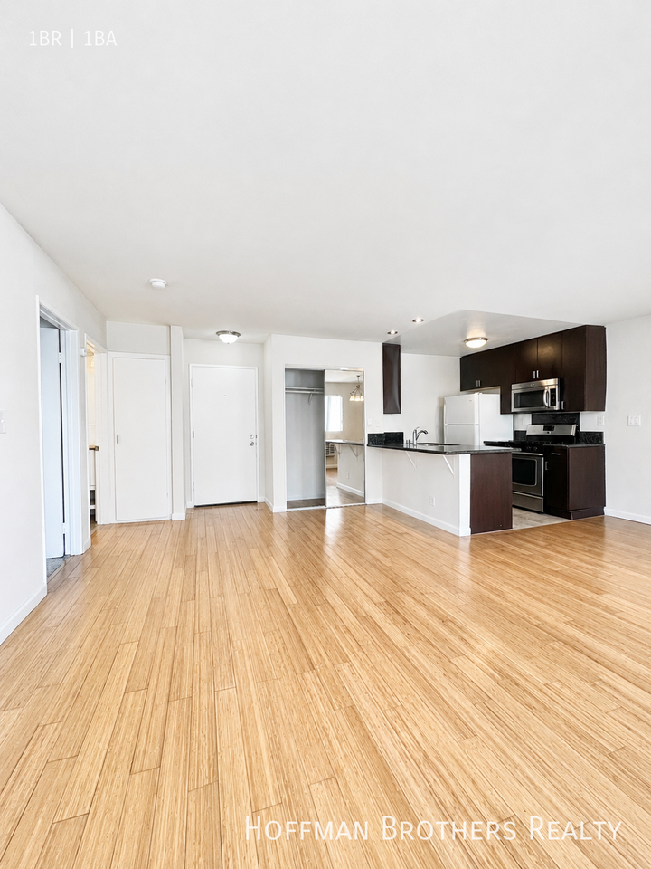 860 S Ardmore Ave #306
