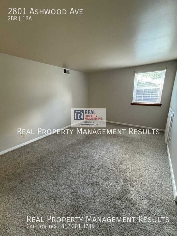 2801 Ashwood Ave - Photo 2 of 16