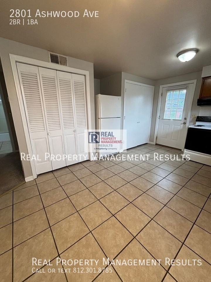 2801 Ashwood Ave - Photo 6 of 16