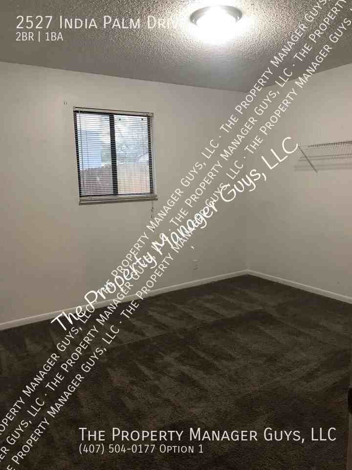 2527 India Palm Dr - Photo 5 of 7