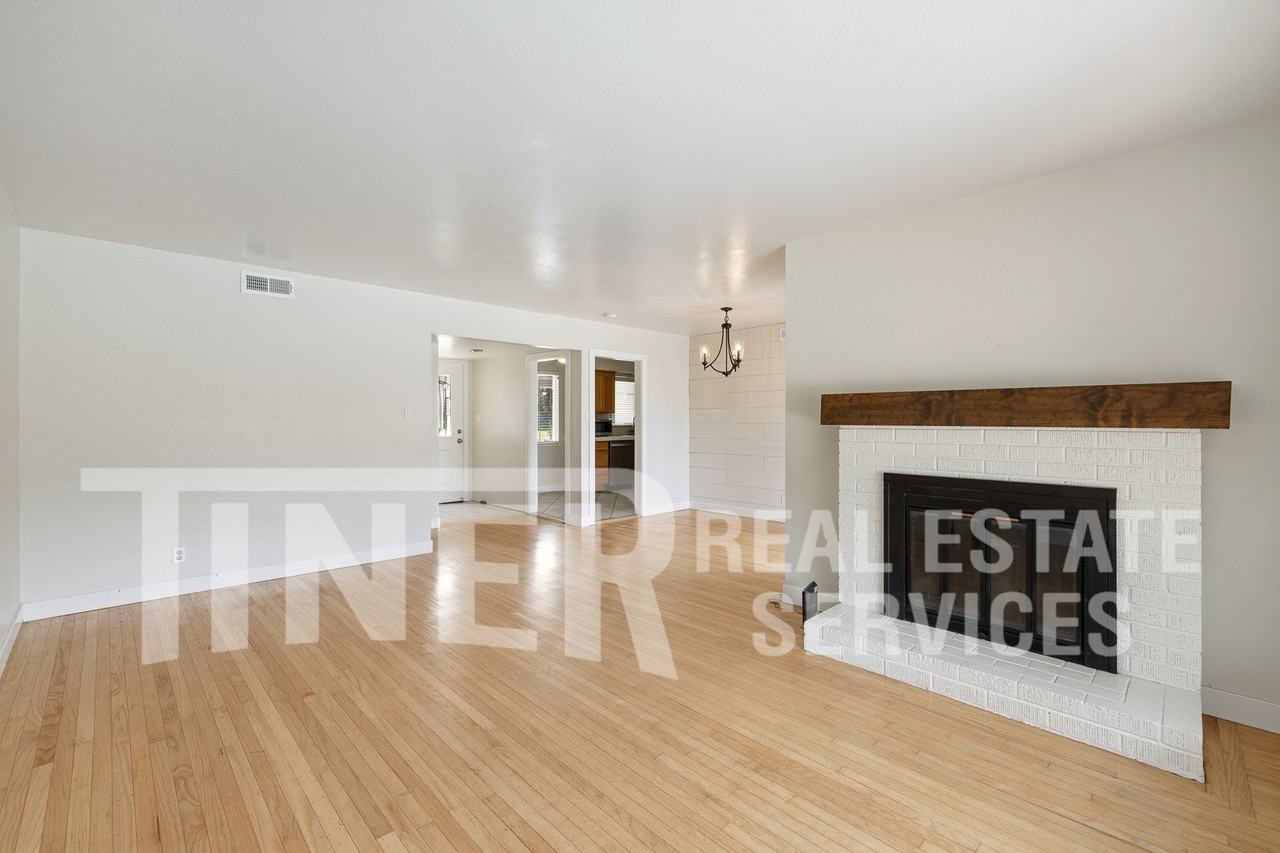 3831 Horton Ln - Photo 3 of 25
