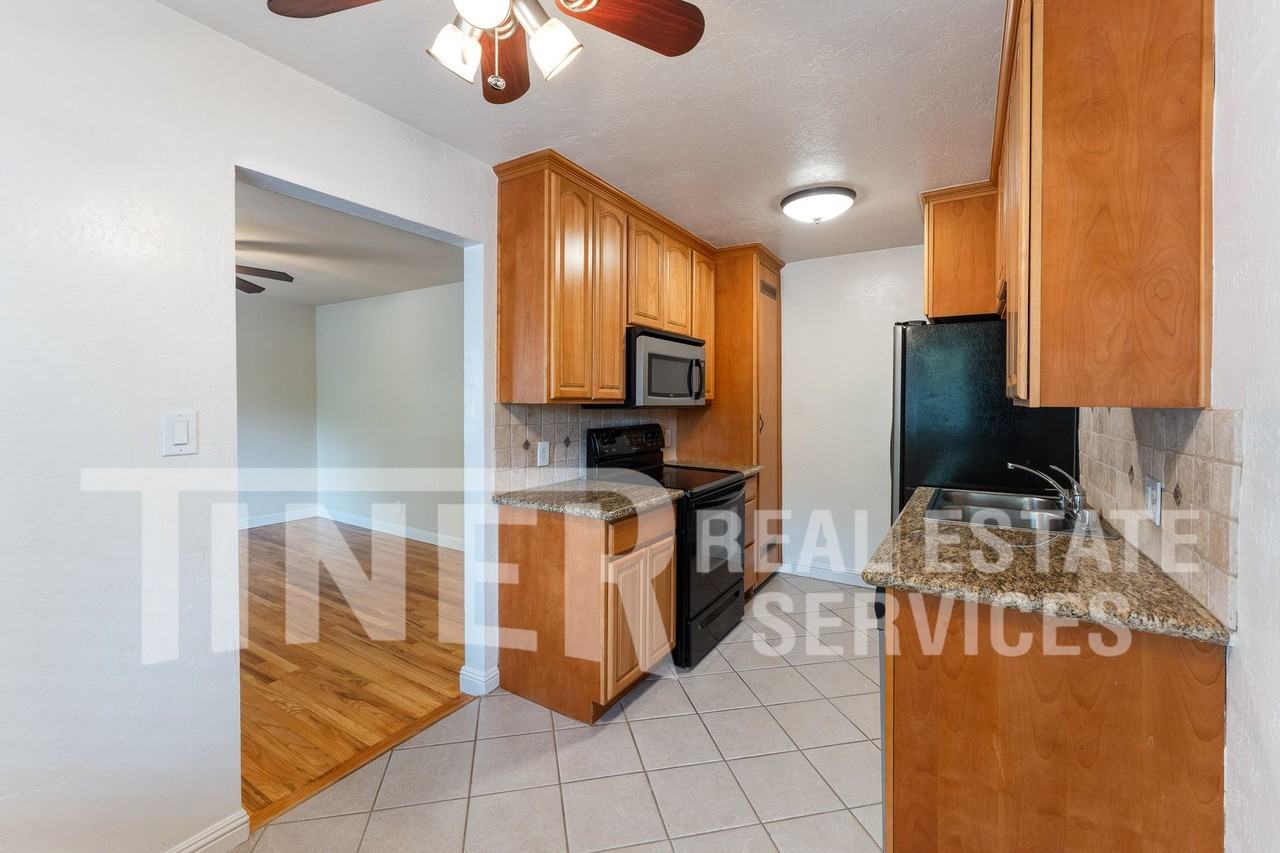 2312 I St #3 - Photo 7 of 21