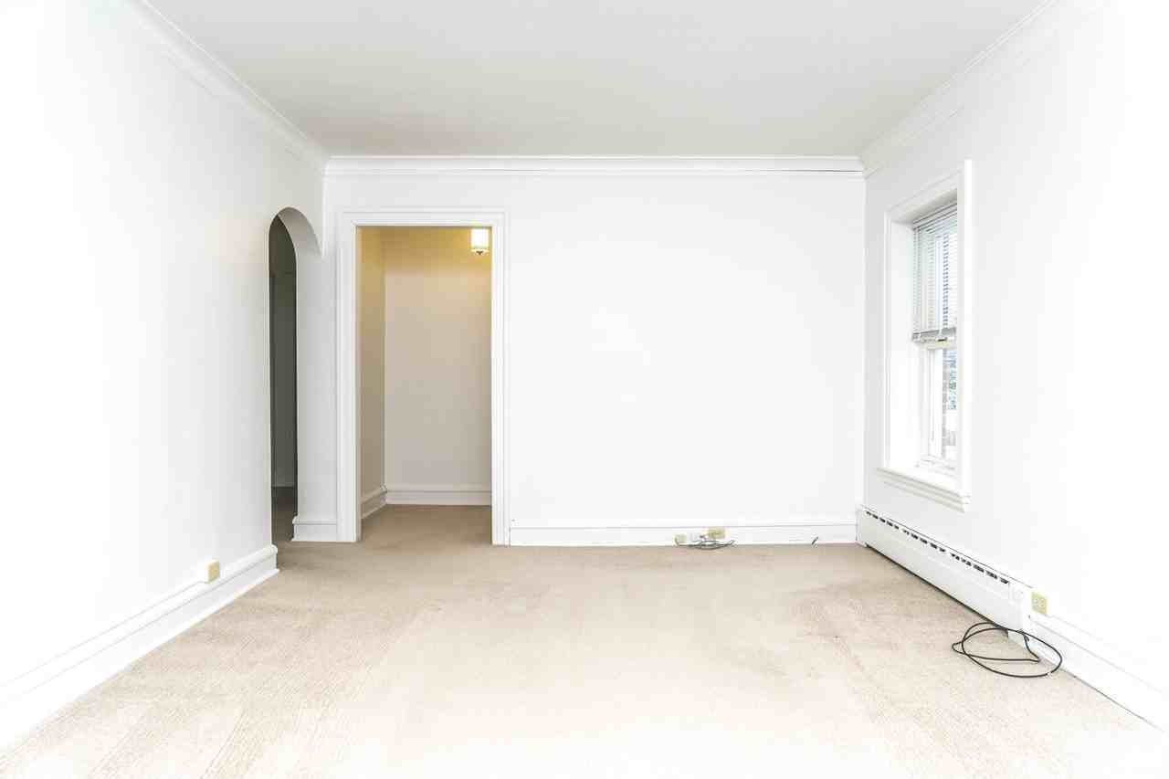 1910 E 4th St #B - Photo 7 of 16