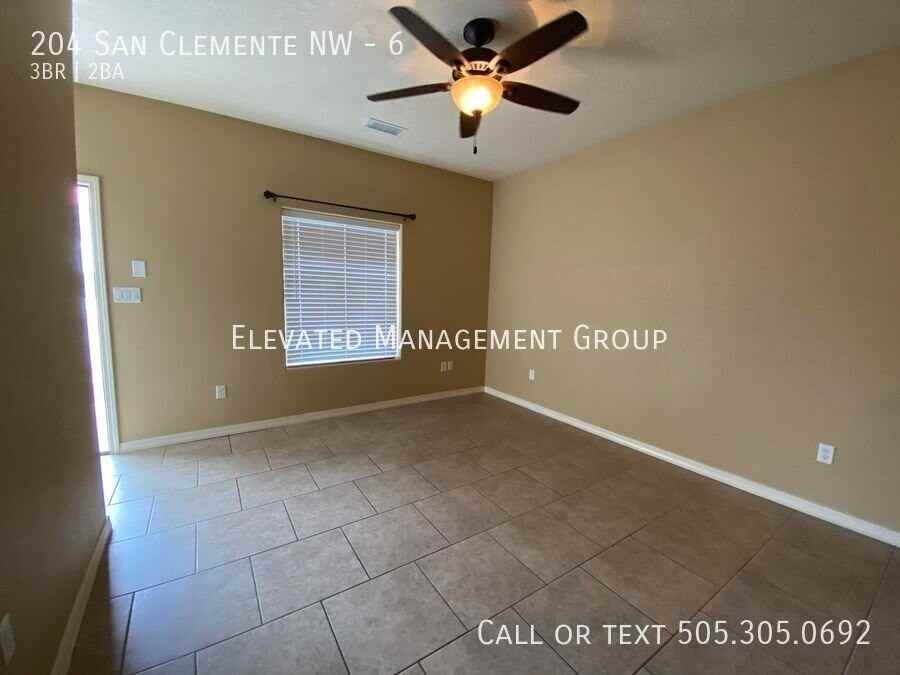 204 San Clemente Ave Nw #6 - Photo 5 of 7