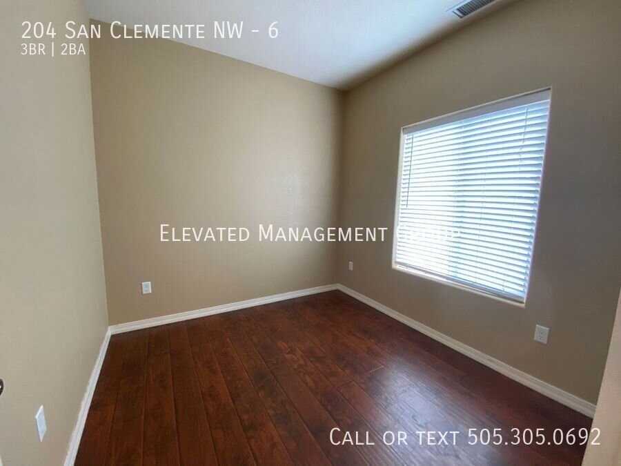 204 San Clemente Ave Nw #6 - Photo 6 of 7