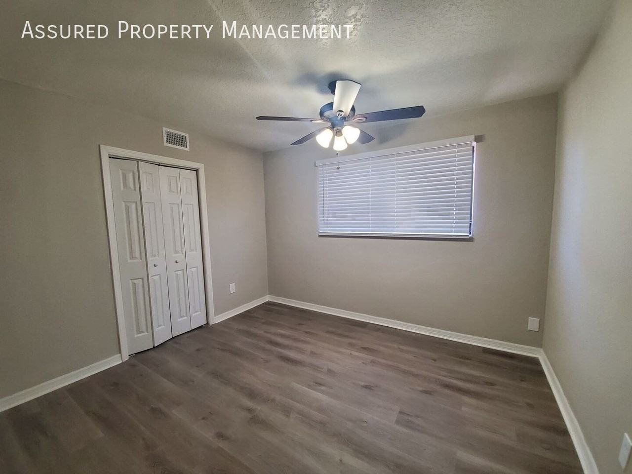 6303 Yellowstone St - Photo 6 of 7