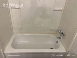 725 Washington St #314 - Photo 7 of 17