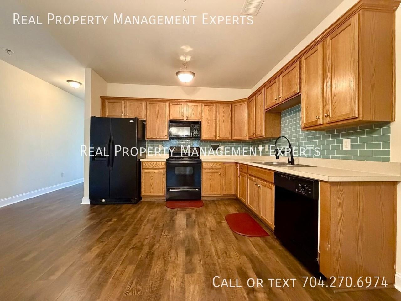 3116 Village Glen Ln - Photo 2 of 11