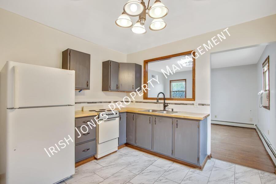 35 South St - Photo 2 of 15