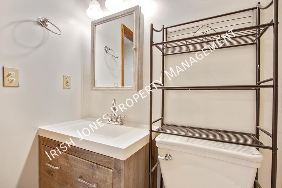 35 South St - Photo 7 of 15