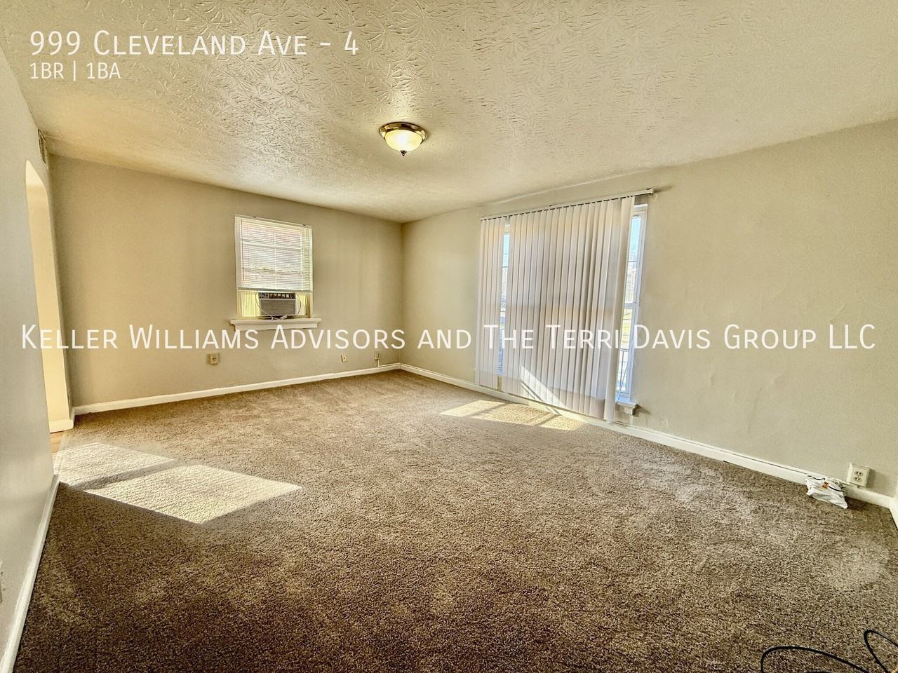999 Cleveland Ave #4 - Photo 4 of 12