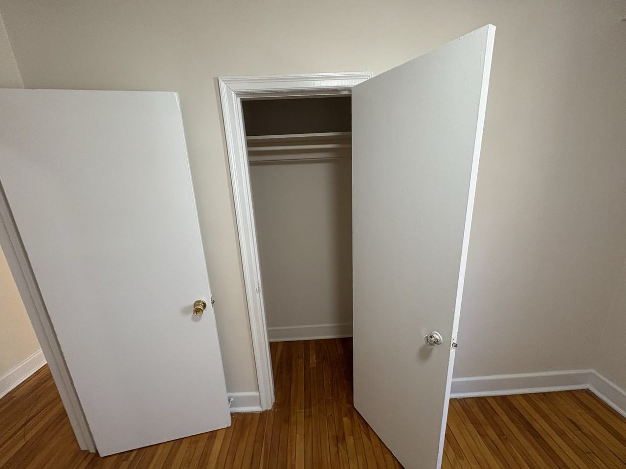 Wellington Apartments - Photo 7 of 17