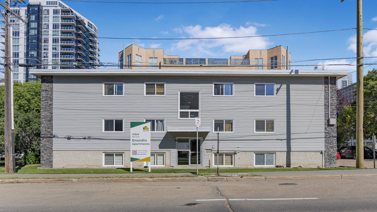 Grandin - Photo 7 of 7