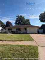 featured image of 1015 E Lexington Blvd