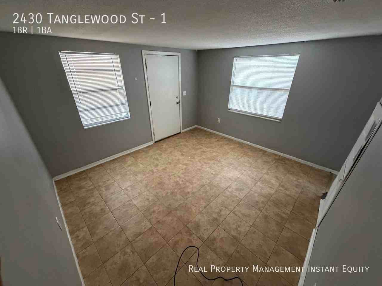 2430 Tanglewood St #1 - Photo 4 of 14