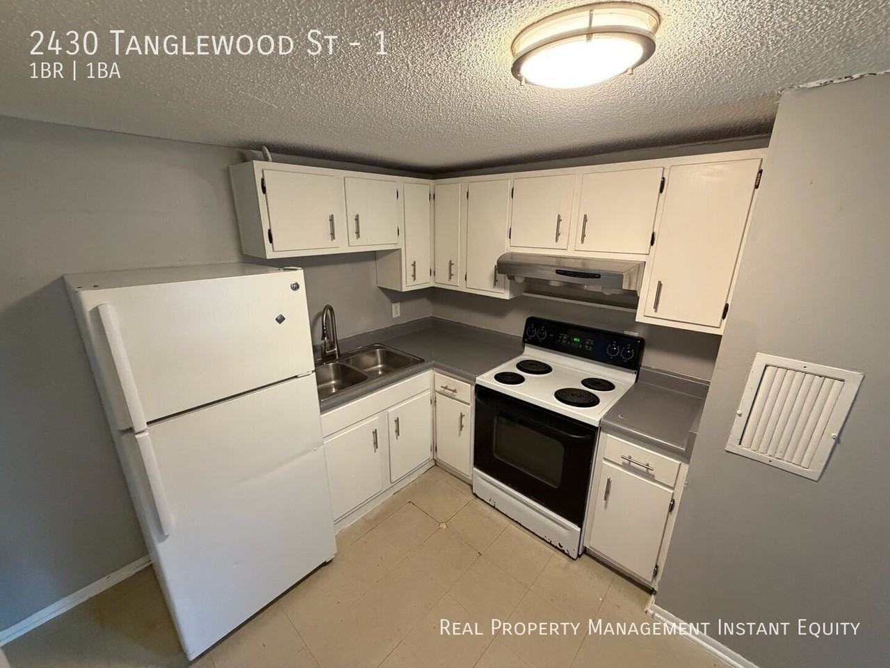 2430 Tanglewood St #1 - Photo 7 of 14