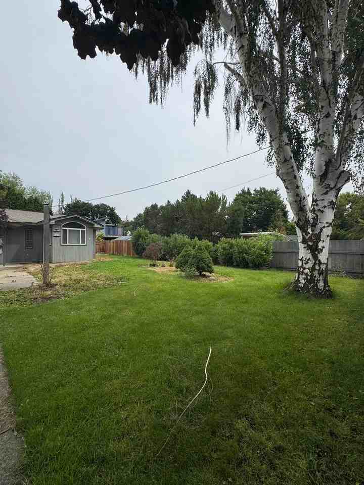 1001 N Brooklane St - Photo 2 of 50