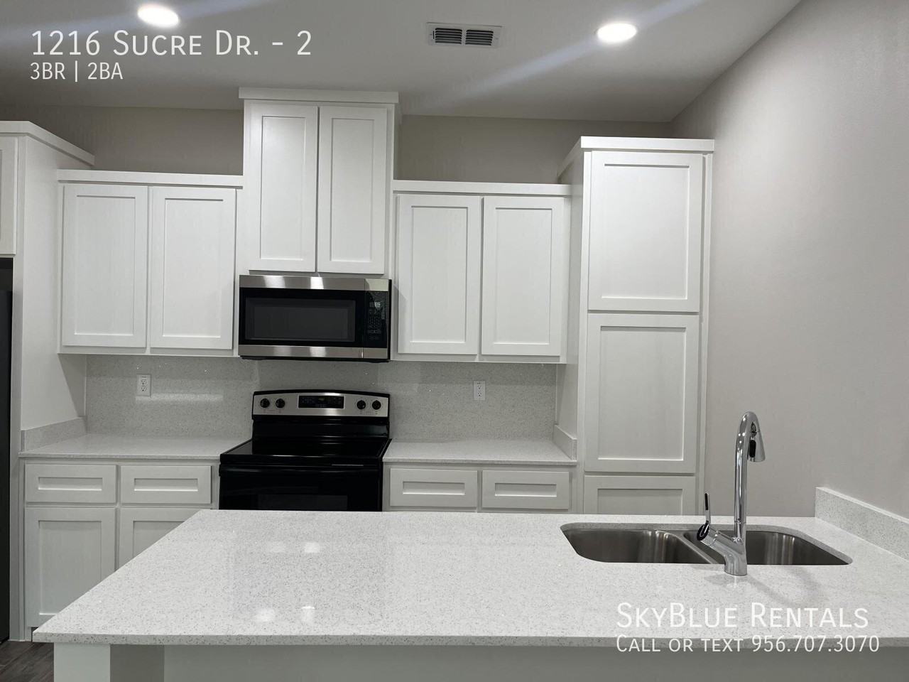 1216 W Sucre Dr #2 - Photo 4 of 7