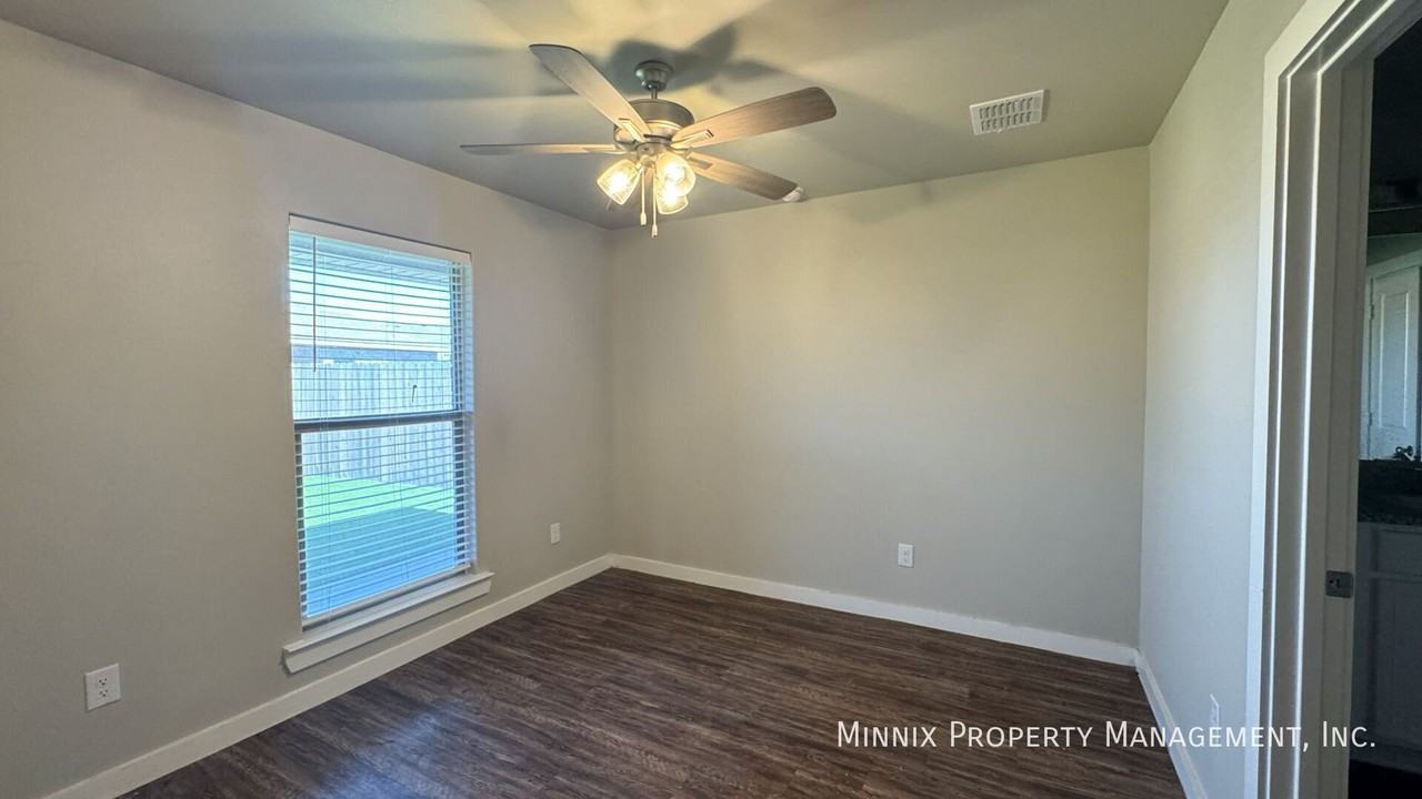 2141 Kokomo Ave #A - Photo 5 of 26