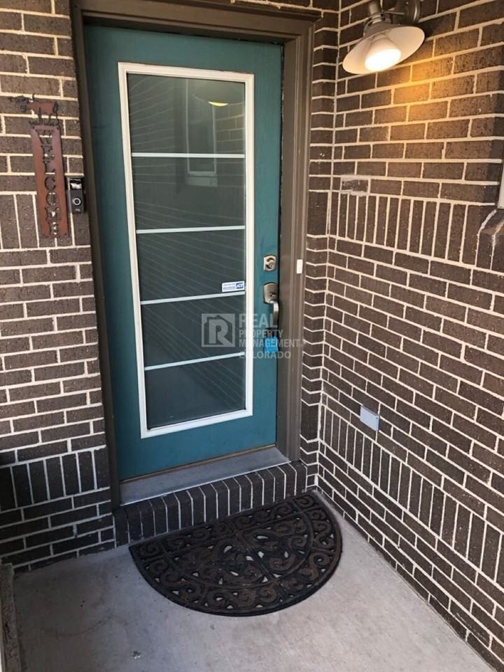 404 S Reed St - Photo 2 of 29