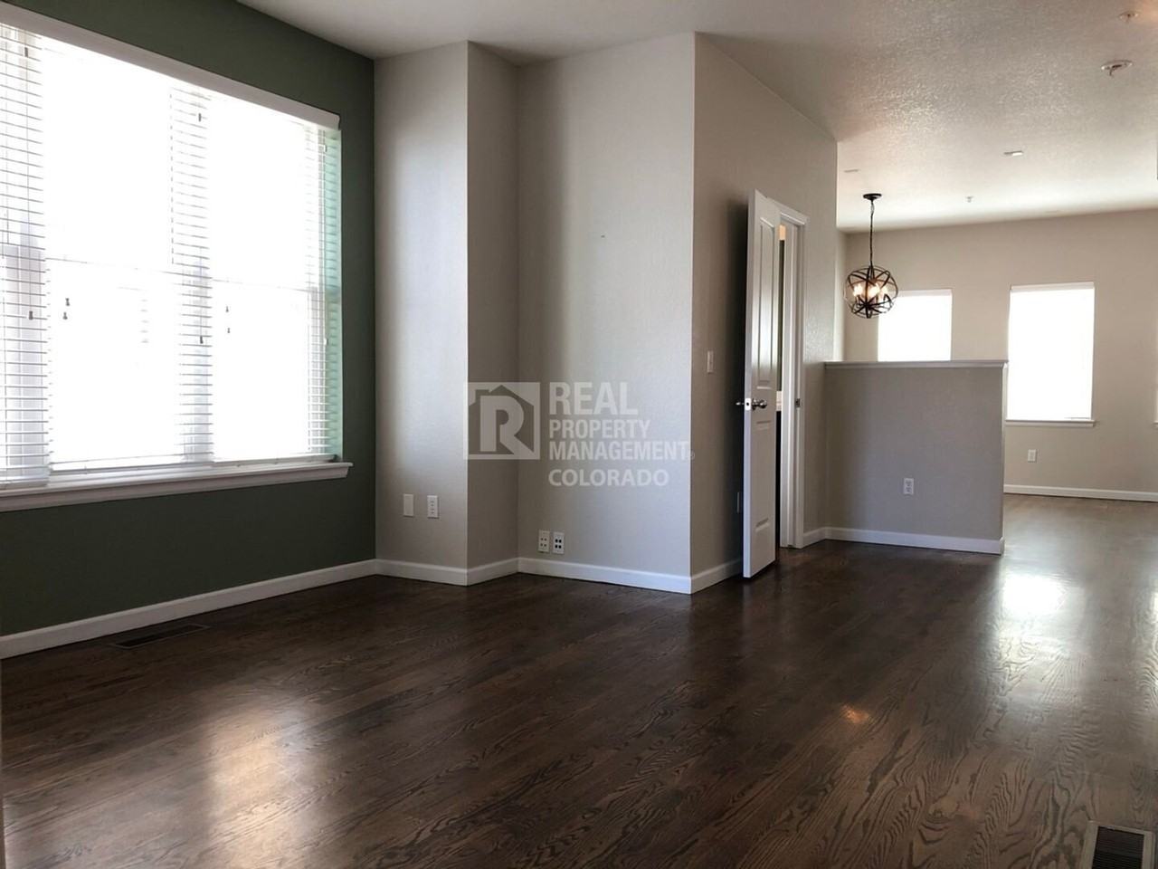 404 S Reed St - Photo 6 of 29