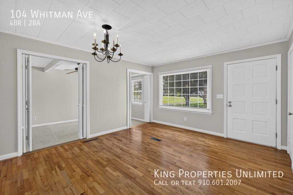 104 Whitman Ave - Photo 5 of 40
