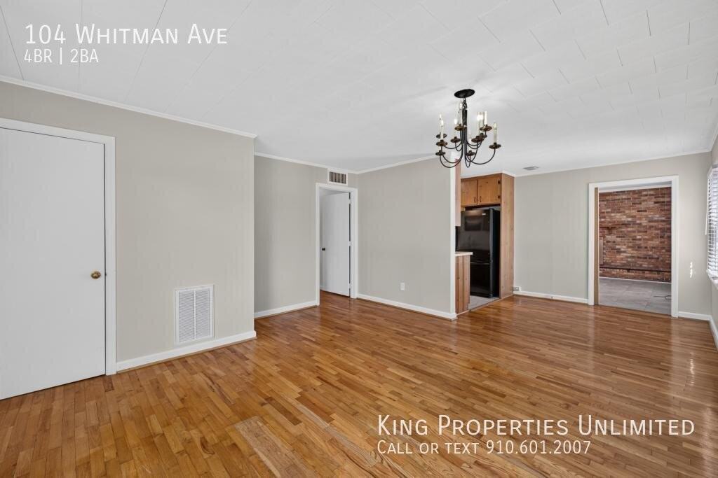104 Whitman Ave - Photo 6 of 40