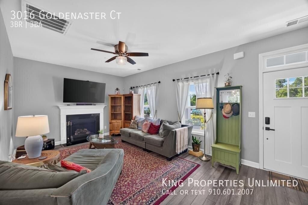 3016 Goldenaster Ct - Photo 2 of 38