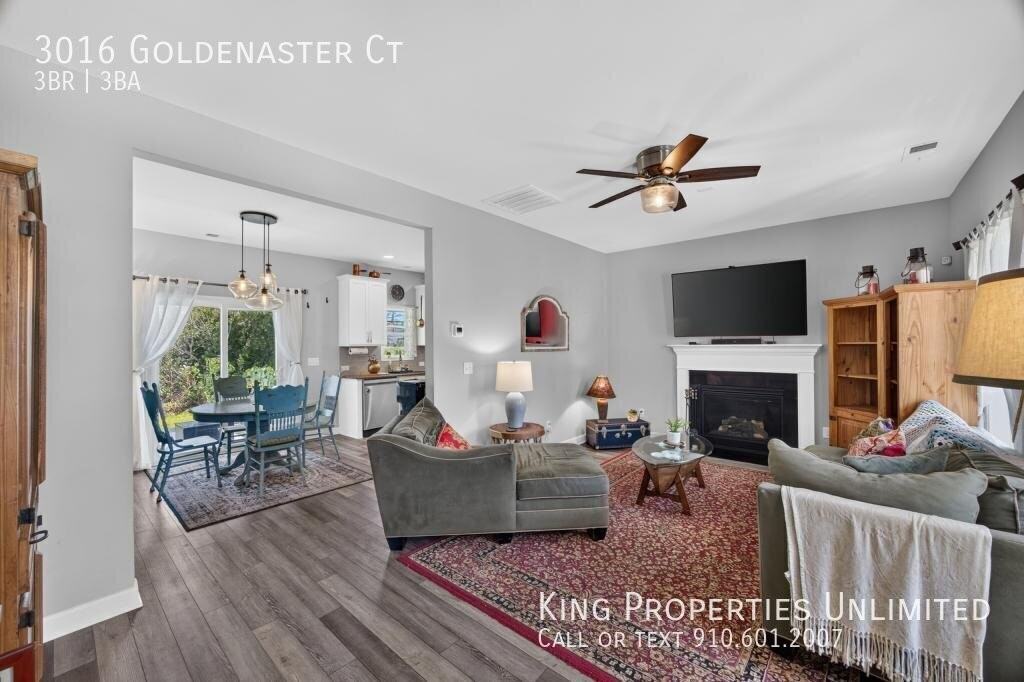 3016 Goldenaster Ct - Photo 5 of 38